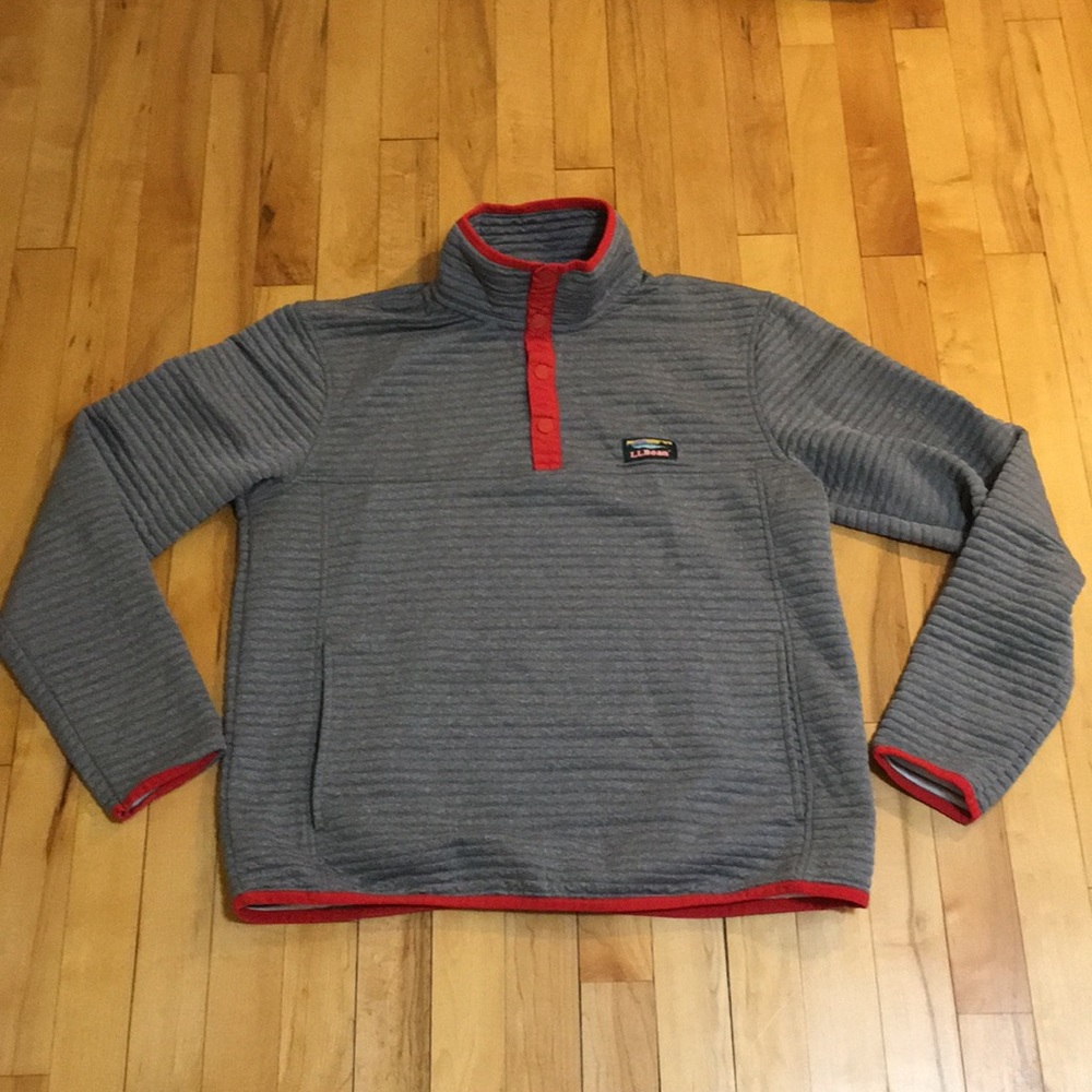 Grey LL Bean snap fleece